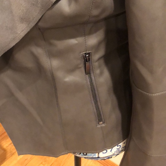 Jacket - Picture 2 of 6